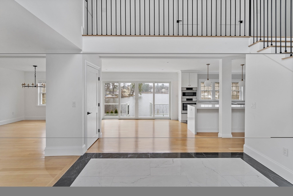 45 Lakeview Ave #45, Lynnfield, MA Photo #3
