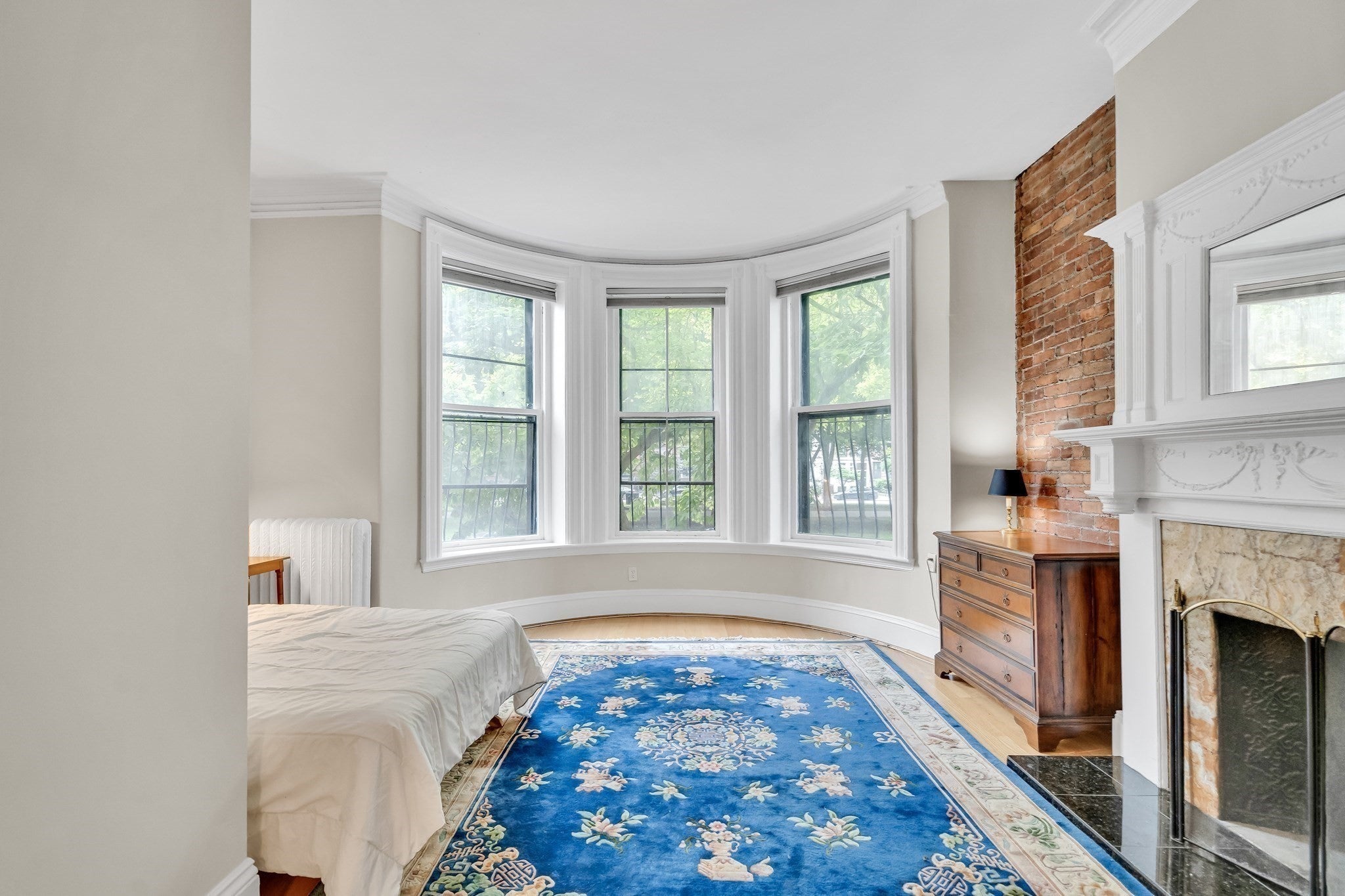 293-295 Commonwealth Avenue 1A