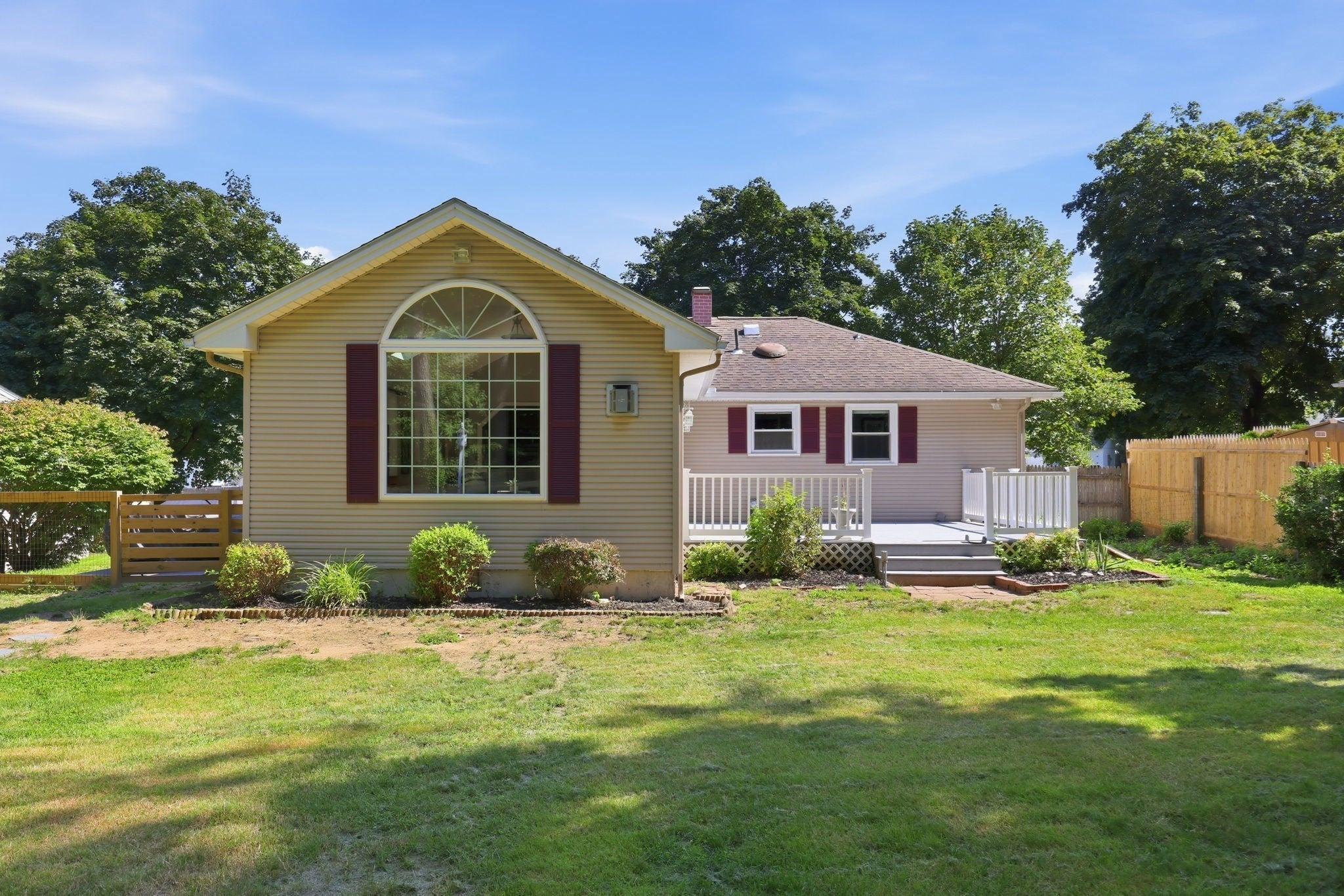 37 Squirrel Rd, Springfield, MA, 37 Squirrel Rd, Springfield, MA Photo #2
