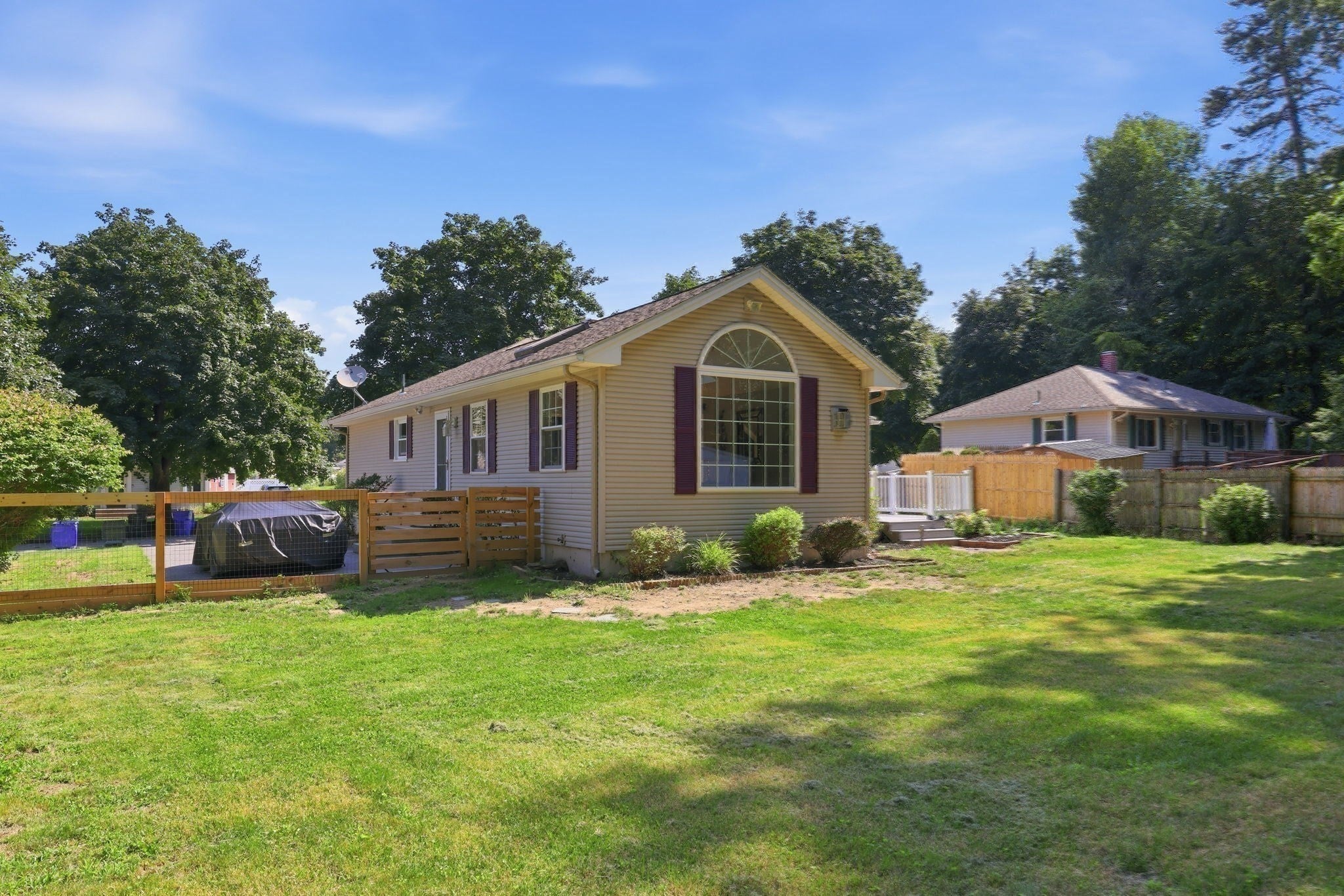 37 Squirrel Rd, Springfield, MA, 37 Squirrel Rd, Springfield, MA Photo #34