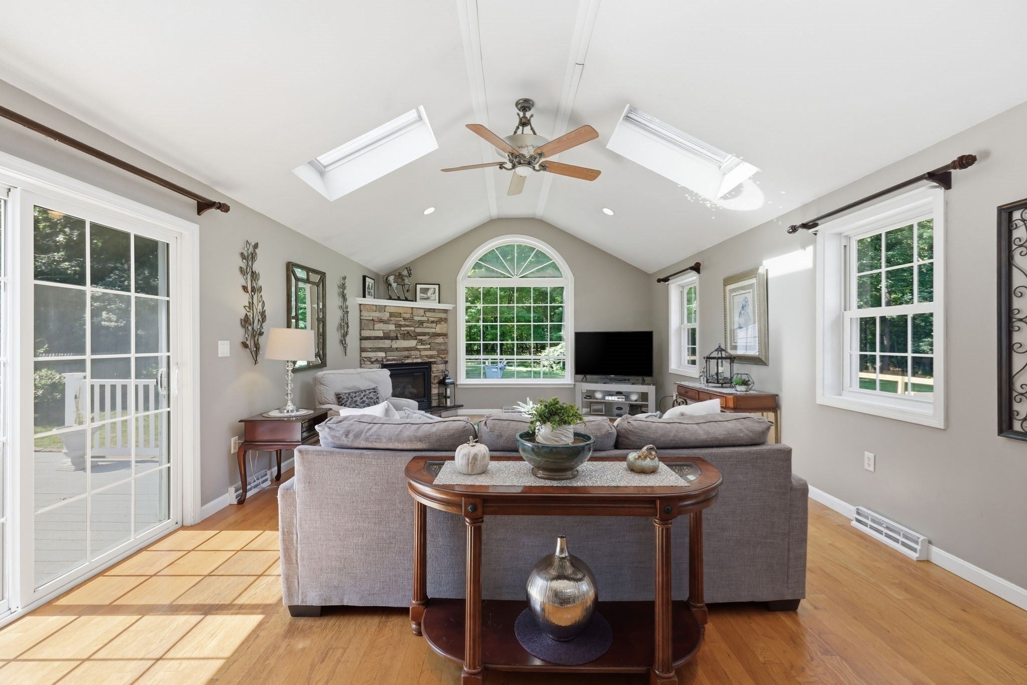 37 Squirrel Rd, Springfield, MA, 37 Squirrel Rd, Springfield, MA Photo #12