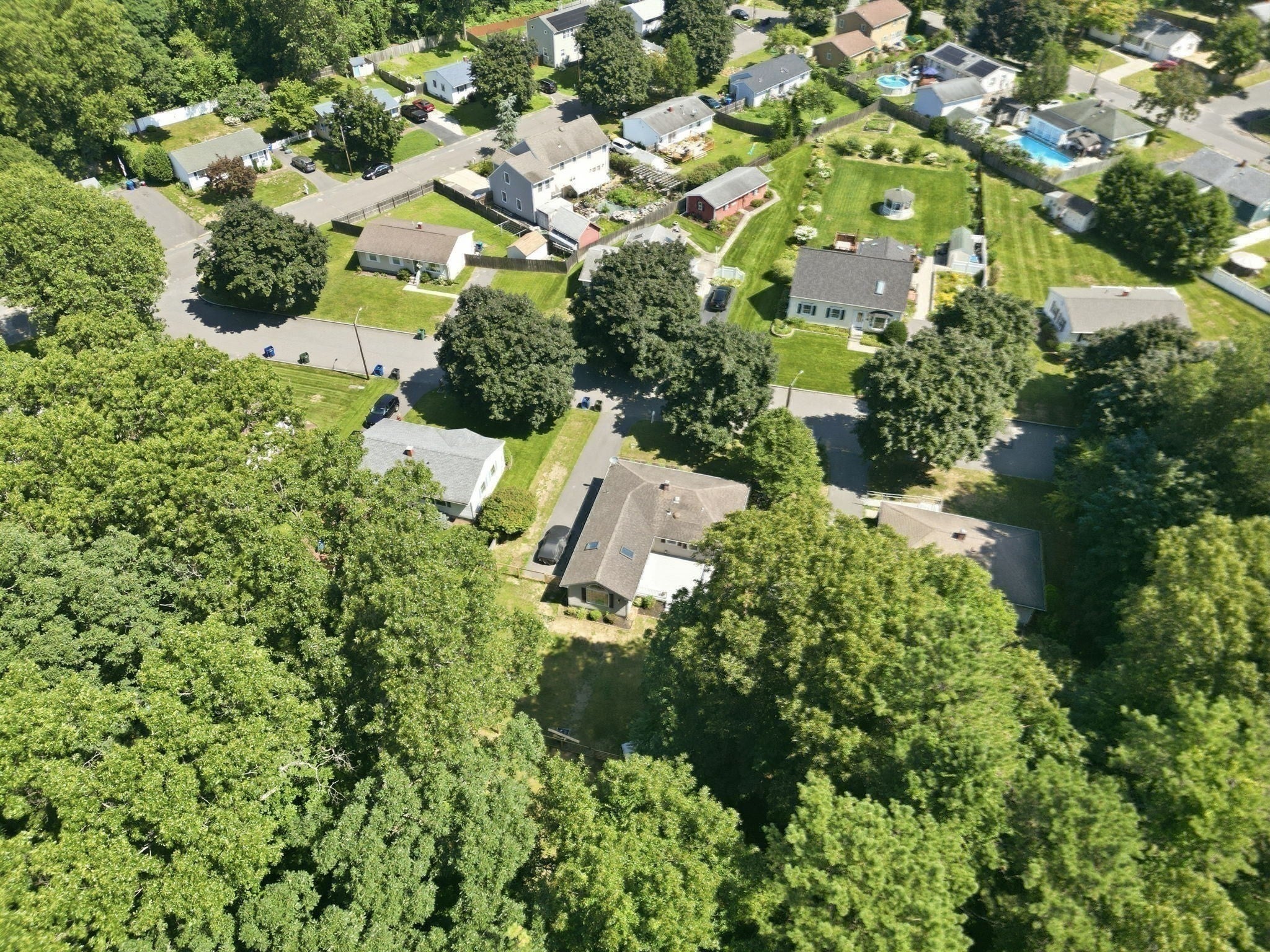 37 Squirrel Rd, Springfield, MA, 37 Squirrel Rd, Springfield, MA Photo #37
