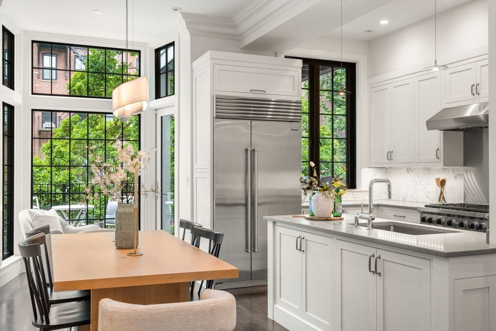 Photo of 154 W Newton Street, Boston, MA