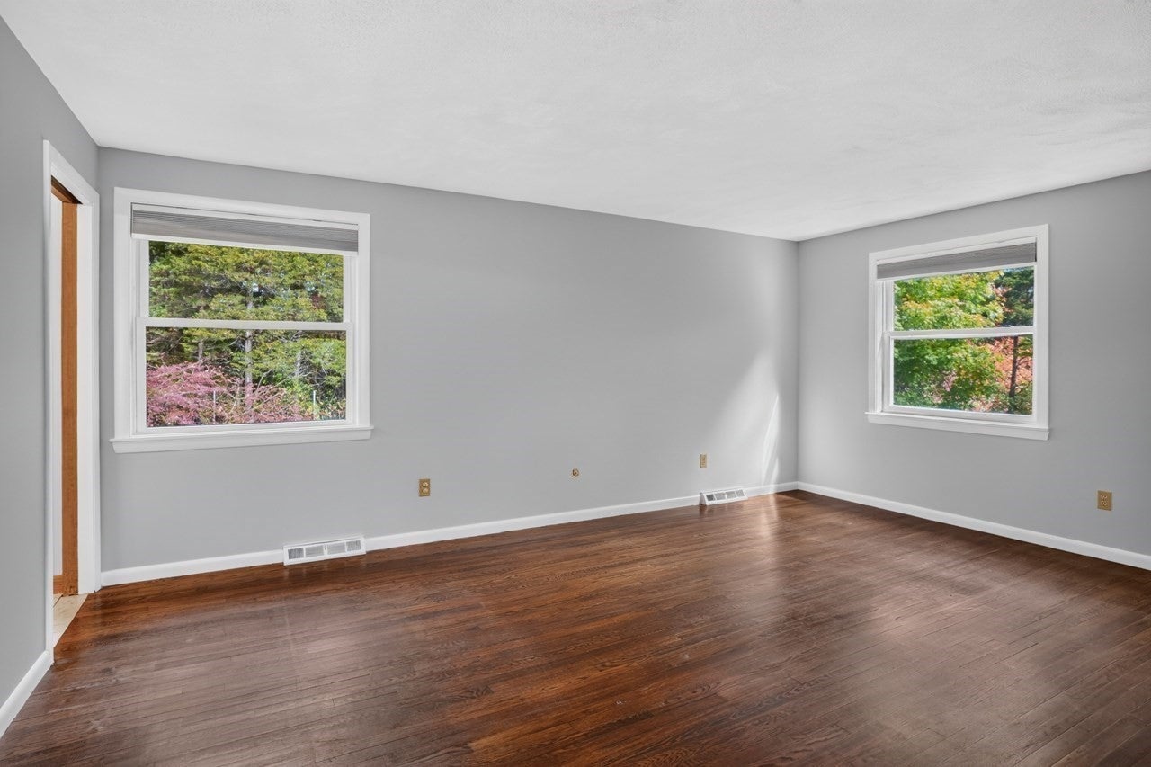 10 Roundwood Rd, Natick, MA, 10 Roundwood Rd, Natick, MA Photo #13