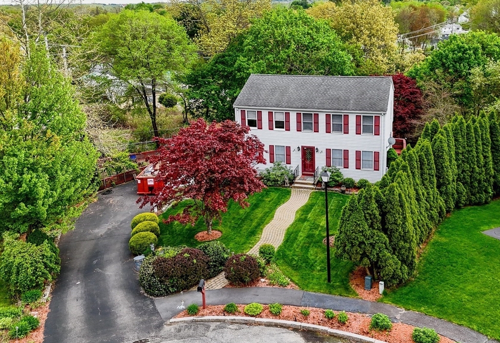 91 Leonard Circle