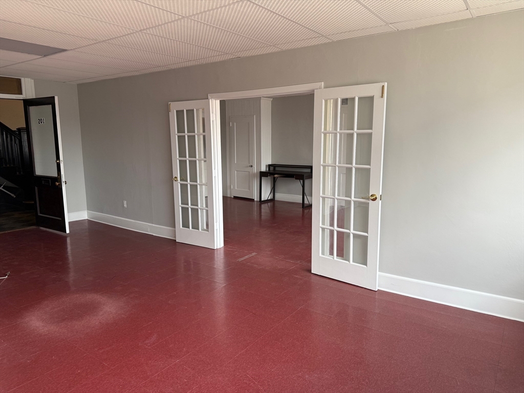 151 S Main St