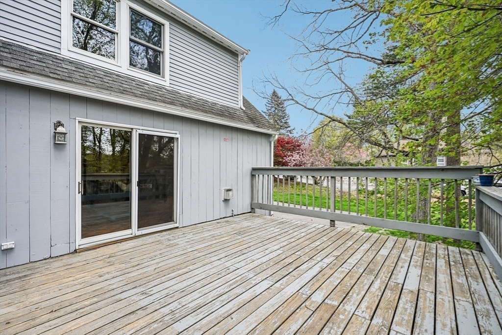 20 Crestwood Rd, North Reading, MA Photo #38