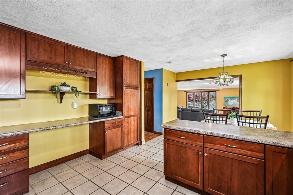 20 Crestwood Rd, North Reading, MA Photo #13