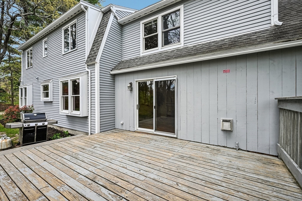 20 Crestwood Rd, North Reading, MA Photo #39