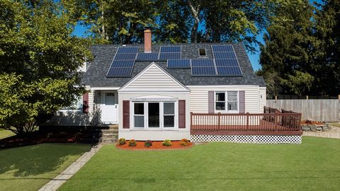 17 Dutton St Worcester MA 01610