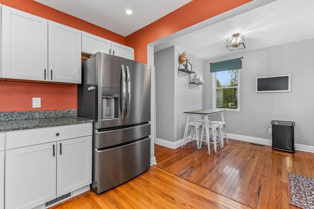 941 S Precinct Street