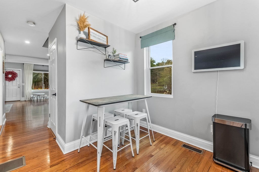 941 S Precinct Street