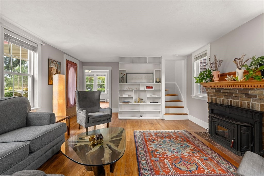 288 Union St, Weymouth, MA, 288 Union St, Weymouth, MA Photo #5