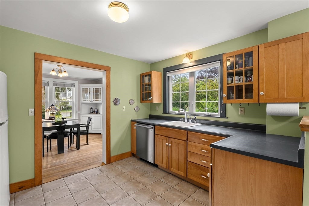 288 Union St, Weymouth, MA, 288 Union St, Weymouth, MA Photo #9