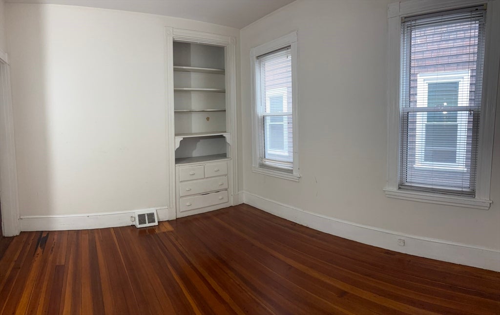 427 Winthrop St #1, Winthrop, MA Photo #13