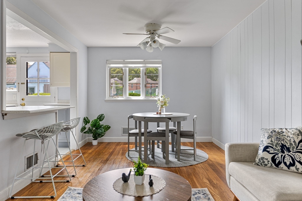 358 Lexington St 358
