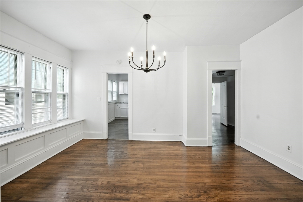 335-337 Springfield St