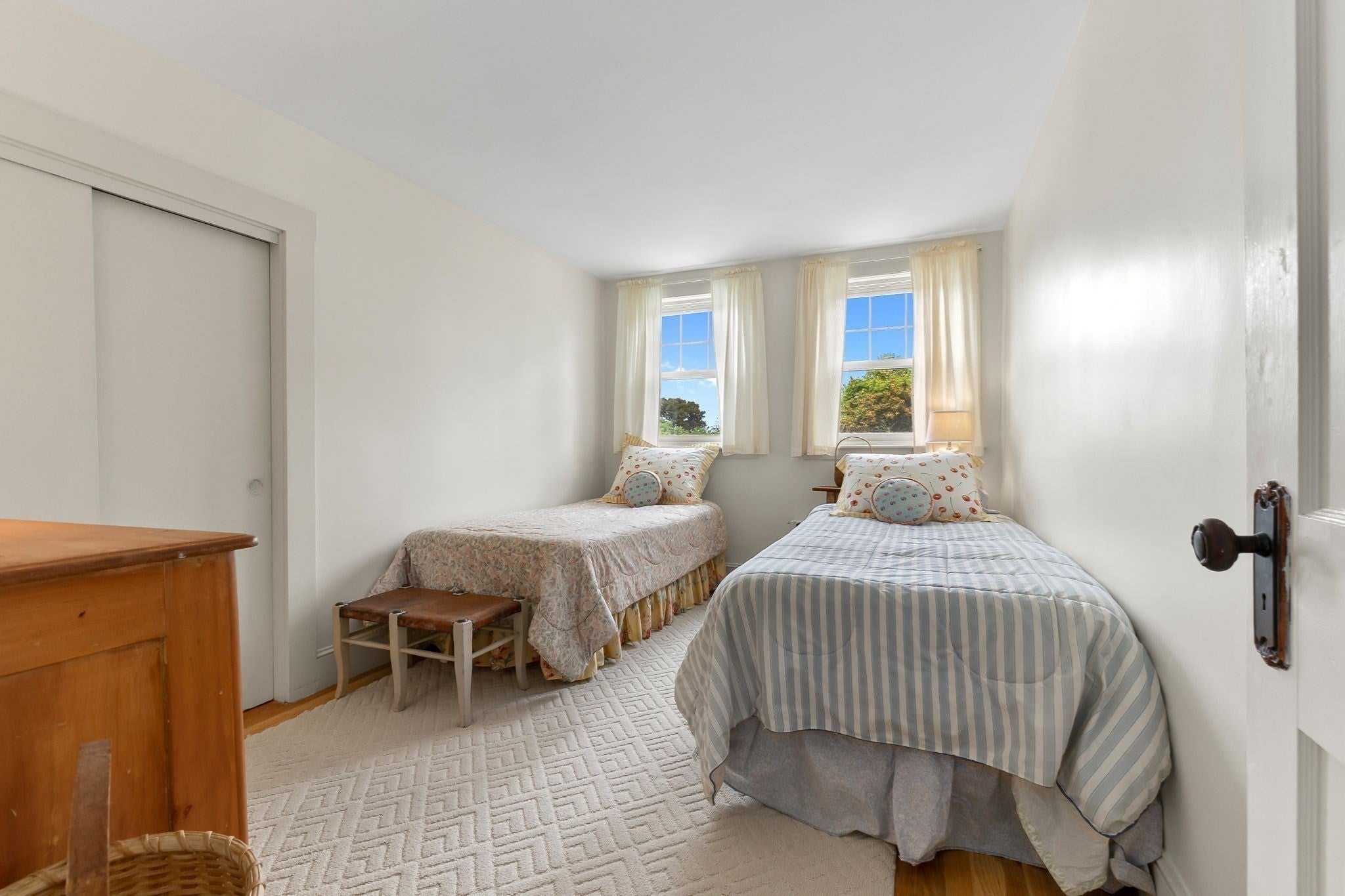 10 Giddings Avenue, Beverly, MA, 10 Giddings Avenue, Beverly, MA Photo #23