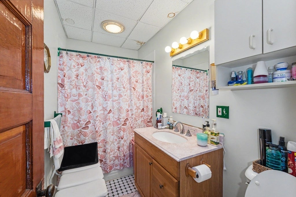 256 University Ave, Lowell, MA, 256 University Ave, Lowell, MA Photo #7