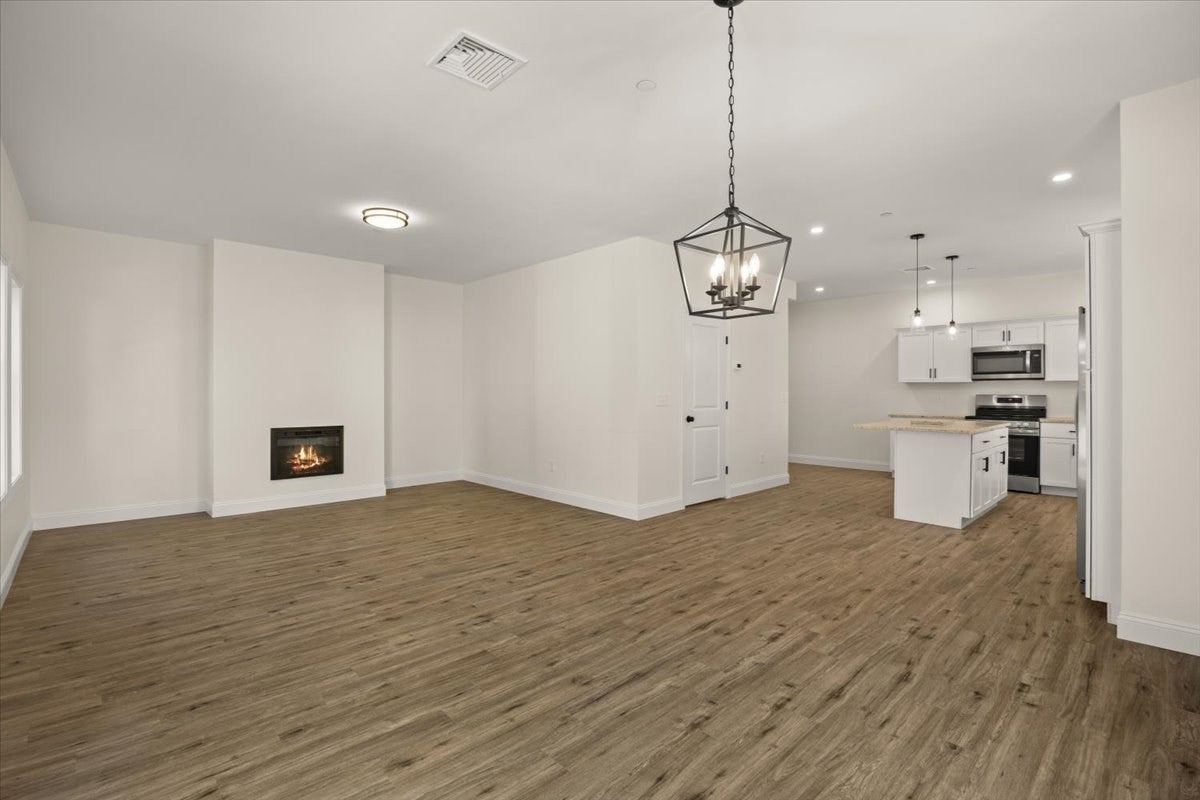 65 Wales Street #B, Taunton, MA Photo #13