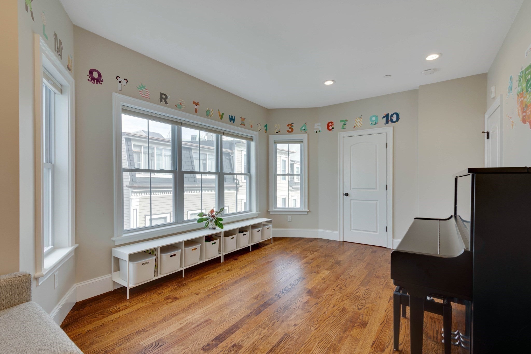 271 Gold St #2, Boston, MA Photo #17