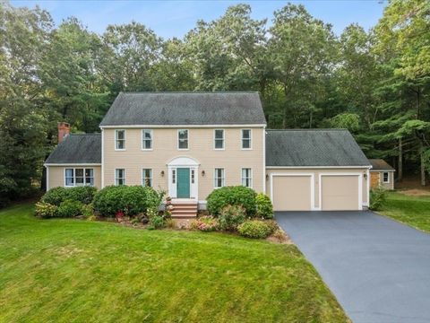 25 Twin Diamond Dr Bridgewater MA 02324
