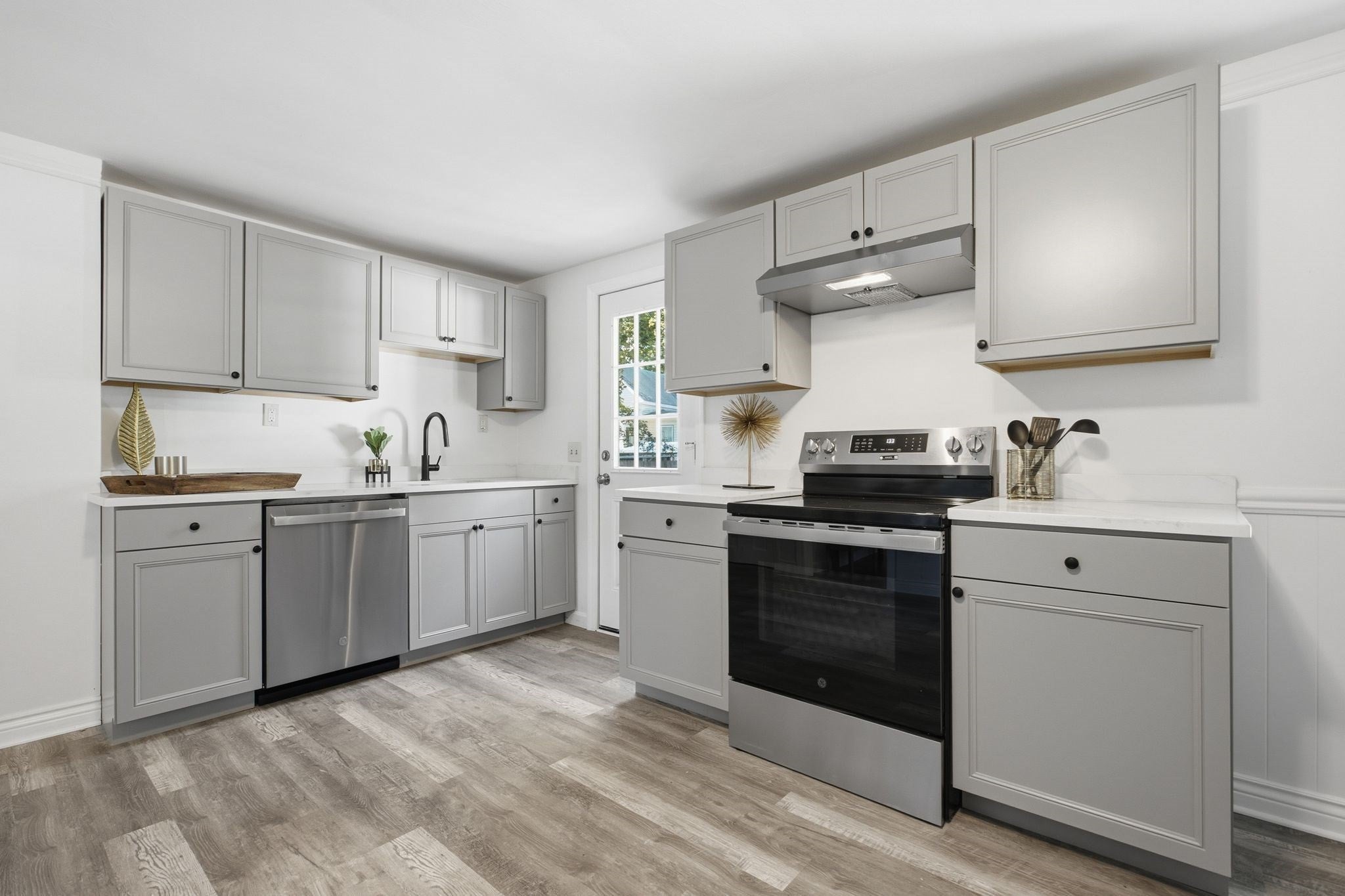 25 Lynn St #B, Peabody, MA, 25 Lynn St #B, Peabody, MA Photo #6