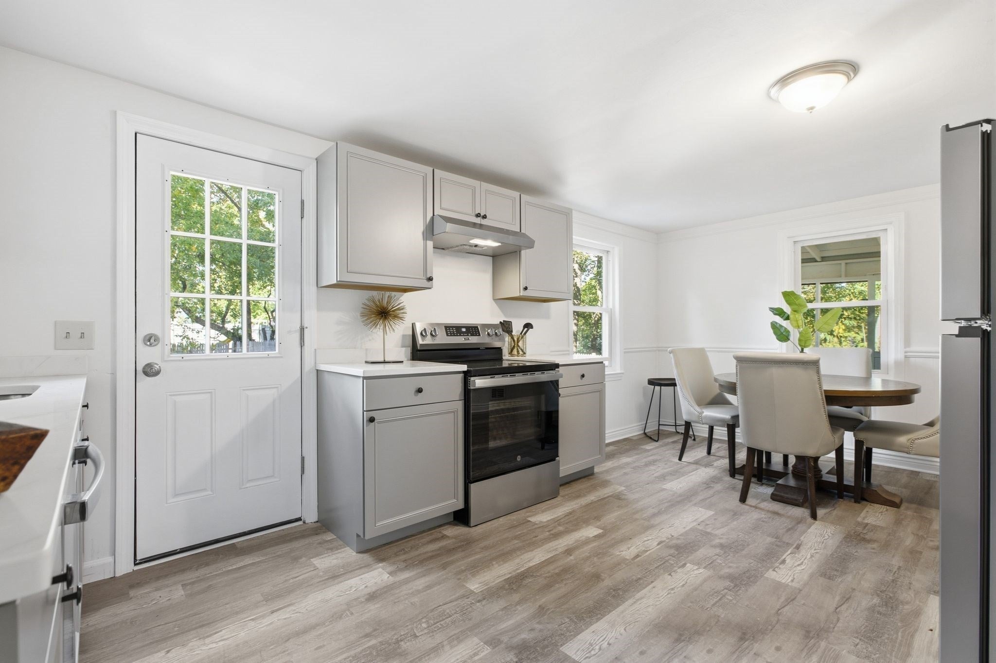 25 Lynn St #B, Peabody, MA, 25 Lynn St #B, Peabody, MA Photo #5