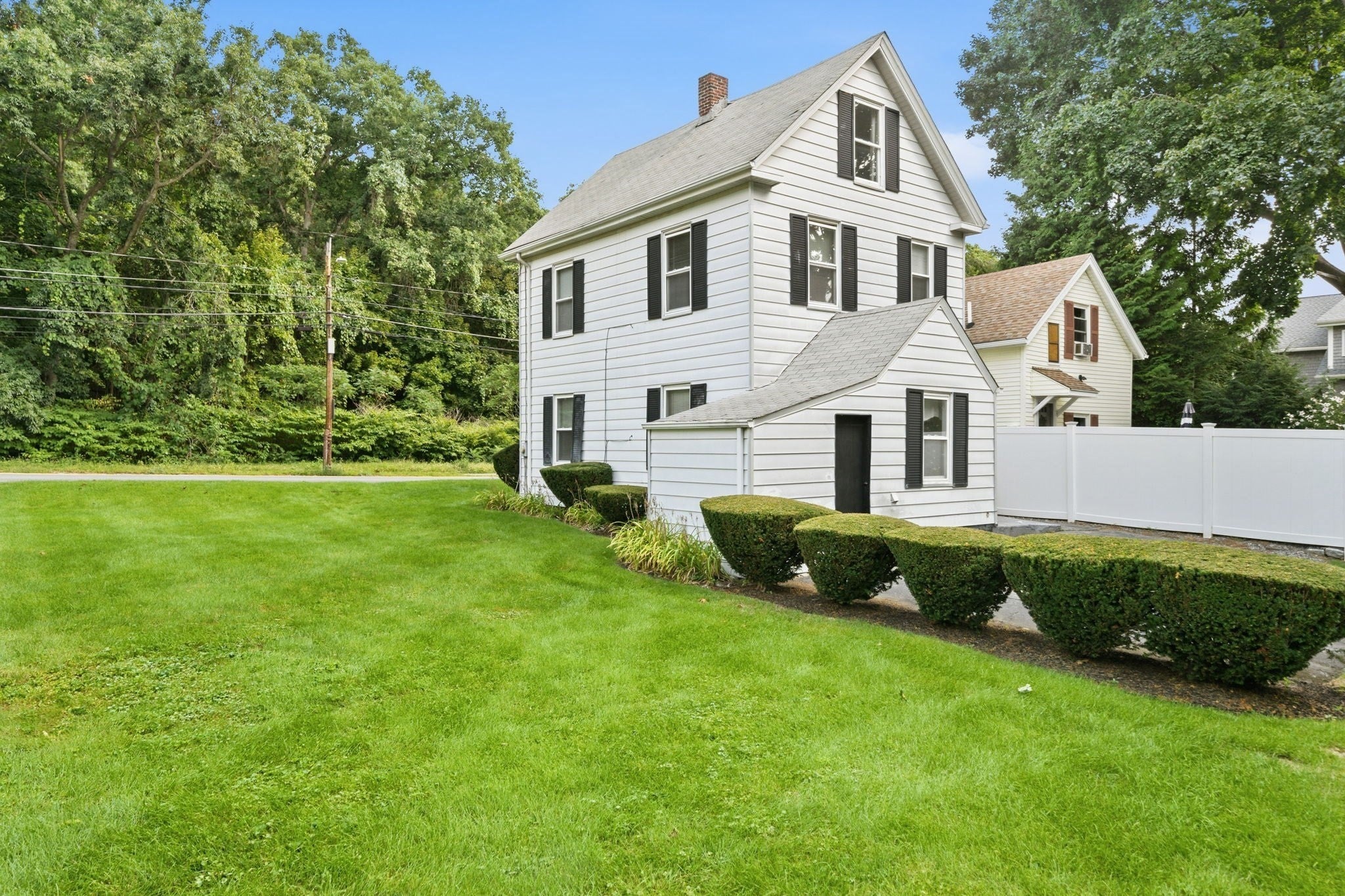 76 Harrison Ave, Woburn, MA Photo #7
