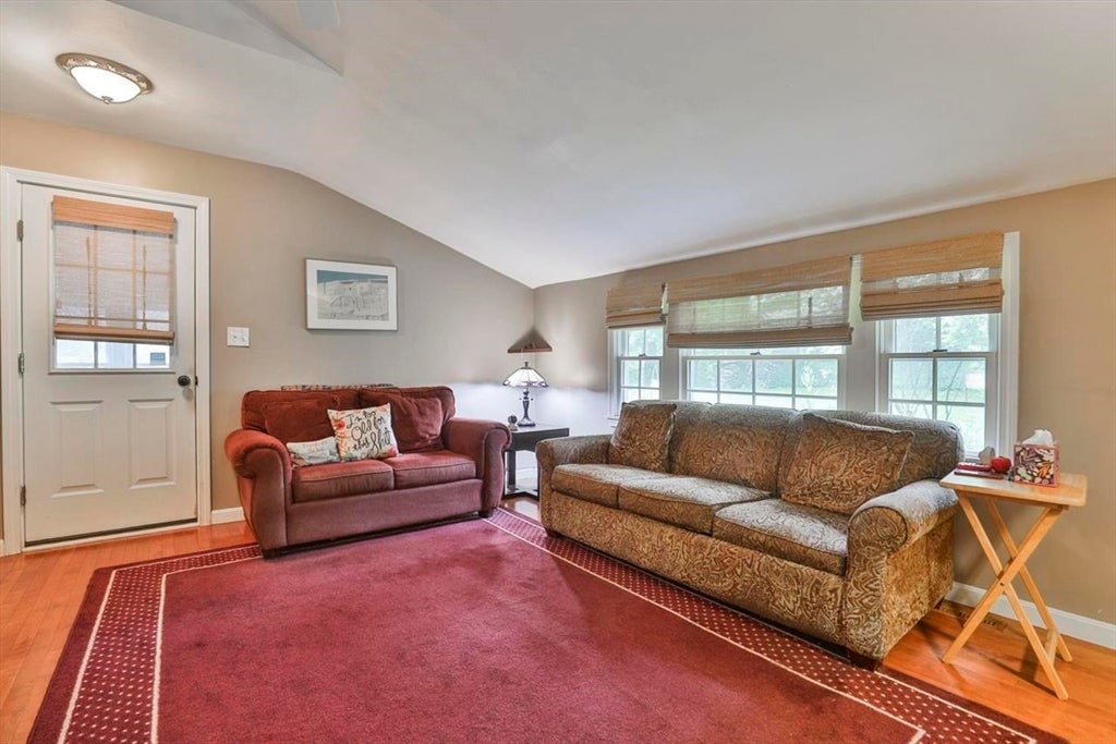 9 Candy Ln, Merrimack, NH Photo #40