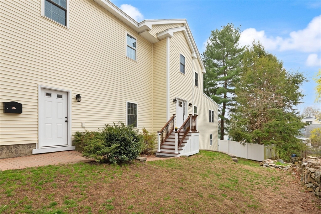 303 Haven Street 303