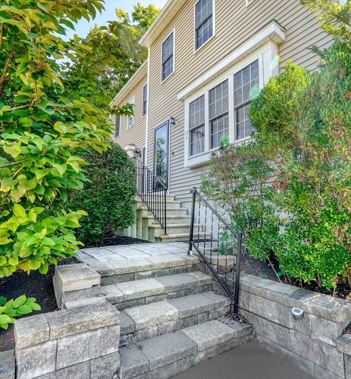 39 Mechanic St A