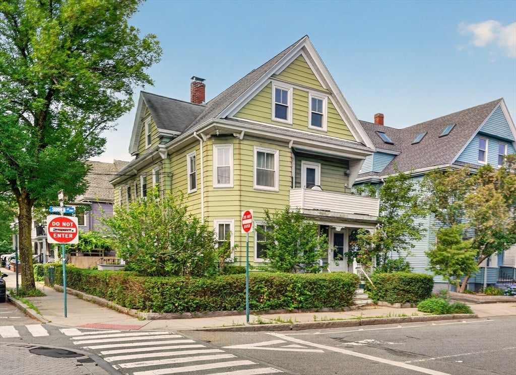 326 Summer St