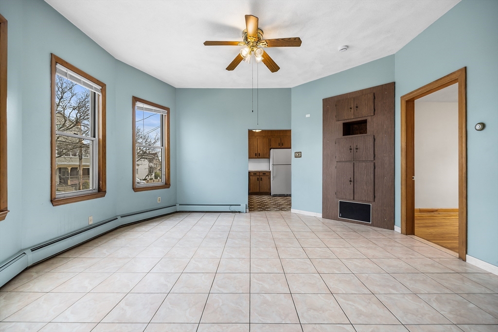 17 Upland Rd