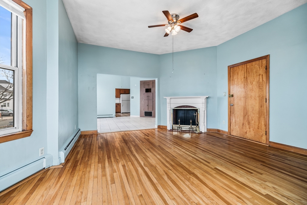 17 Upland Rd