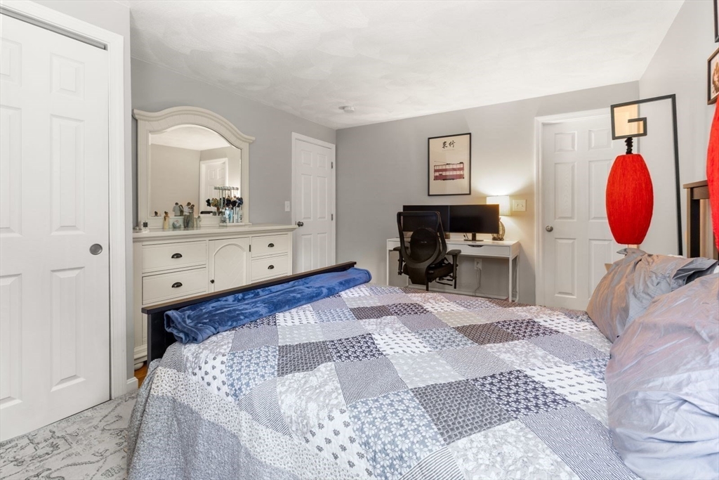 199 Ash St, Hopkinton, MA, 199 Ash St, Hopkinton, MA Photo #9