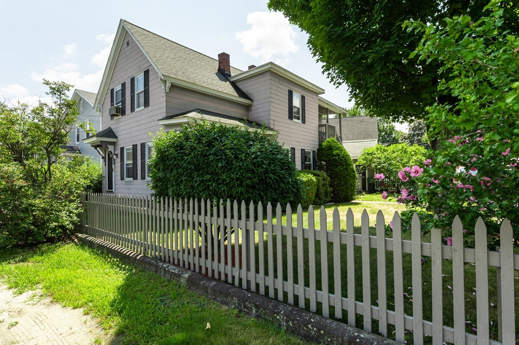30 Waterford St