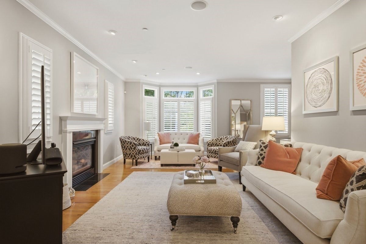 923 Lagrange ST #923, Boston, MA Photo #17