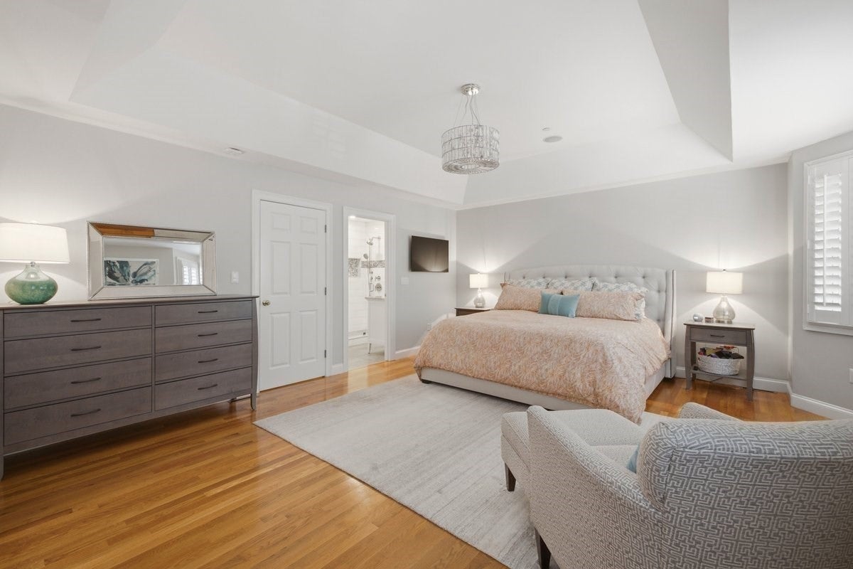 923 Lagrange ST #923, Boston, MA Photo #24
