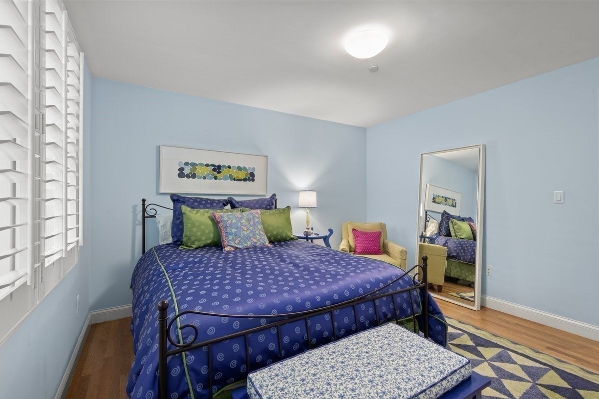 923 Lagrange ST #923, Boston, MA Photo #29