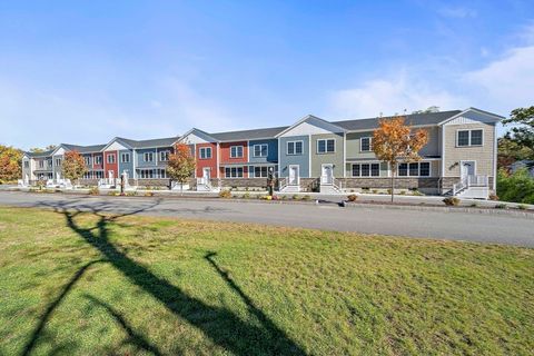 18 Simmonds Blvd. 18 Randolph MA 02368