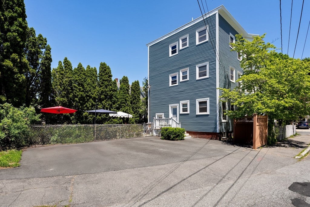 228-230 Euclid Ave