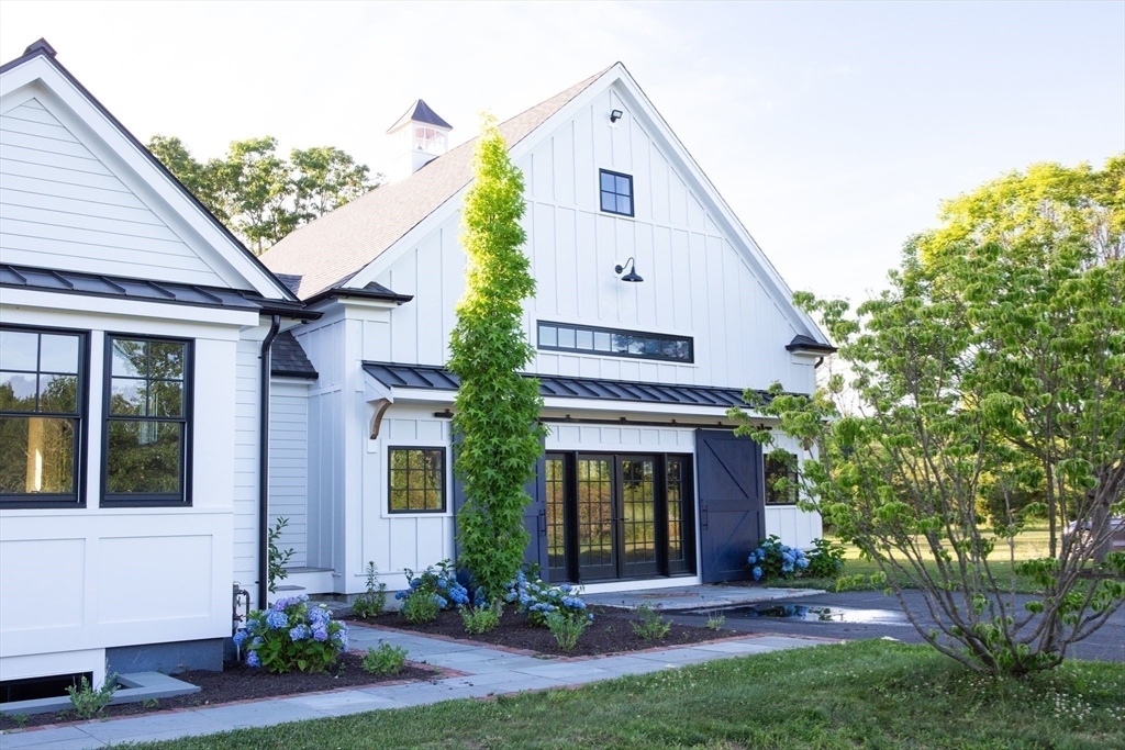 59 Alexander Booker Rd