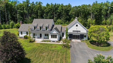 59 Alexander Booker Rd Falmouth MA 02536