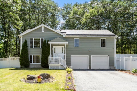 Photo of 22 Columbia Ave, Fitchburg, MA 01420 (MLS # 73534790)
