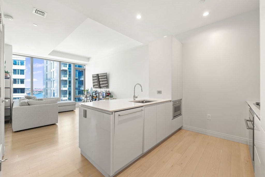 133 Seaport Blvd #1912, Boston, MA, 133 Seaport Blvd #1912, Boston, MA Photo #1