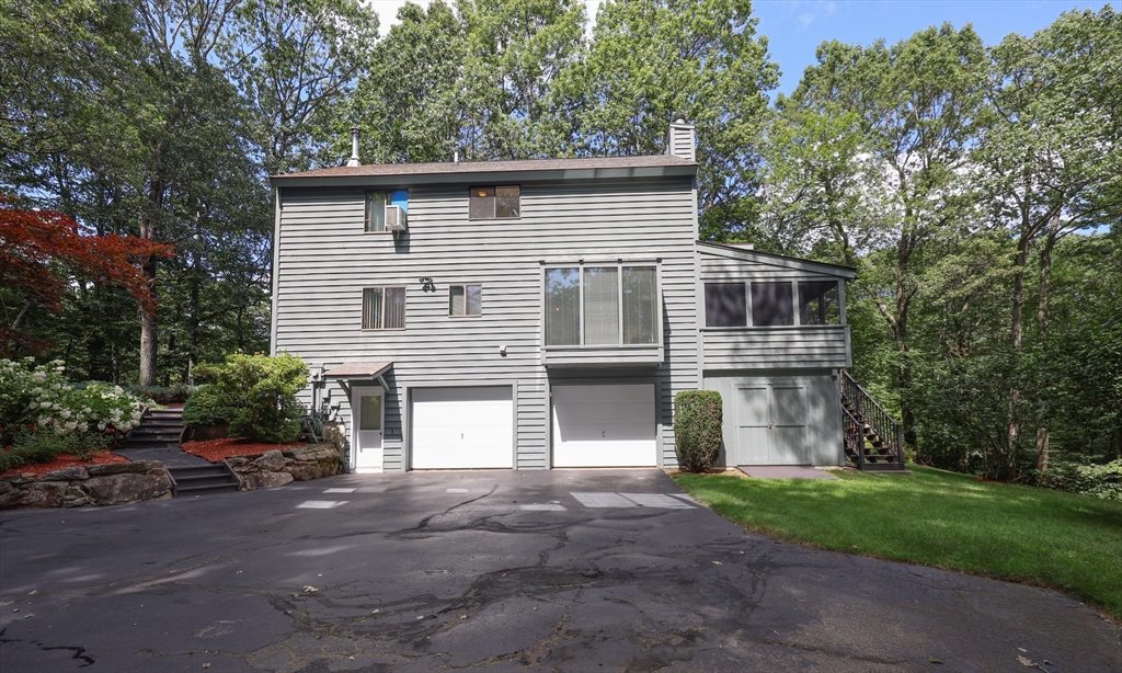 7 Hunter Dr