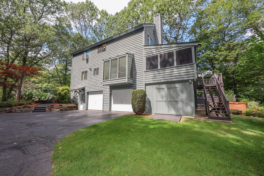 7 Hunter Dr