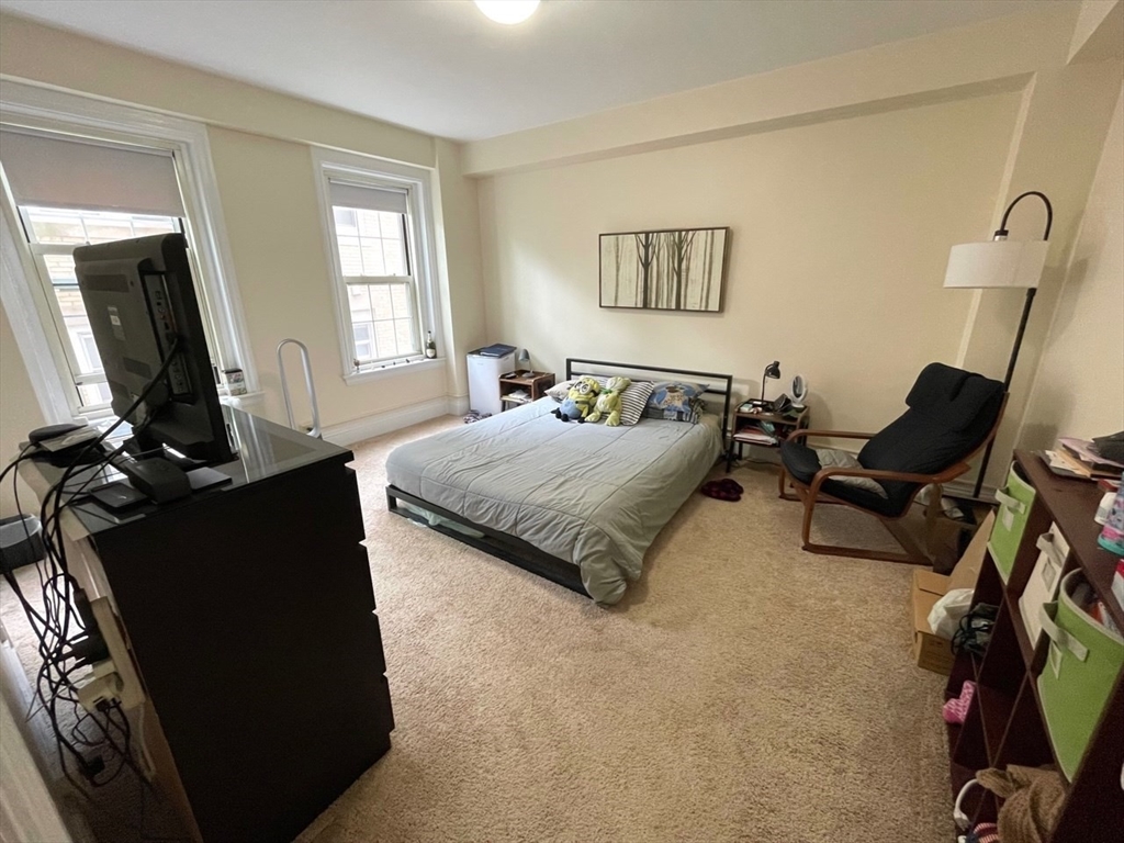 Click for 1401 Beacon St #306, Brookline, MA slideshow Click for 1401 Beacon St #306, Brookline, MA slideshow