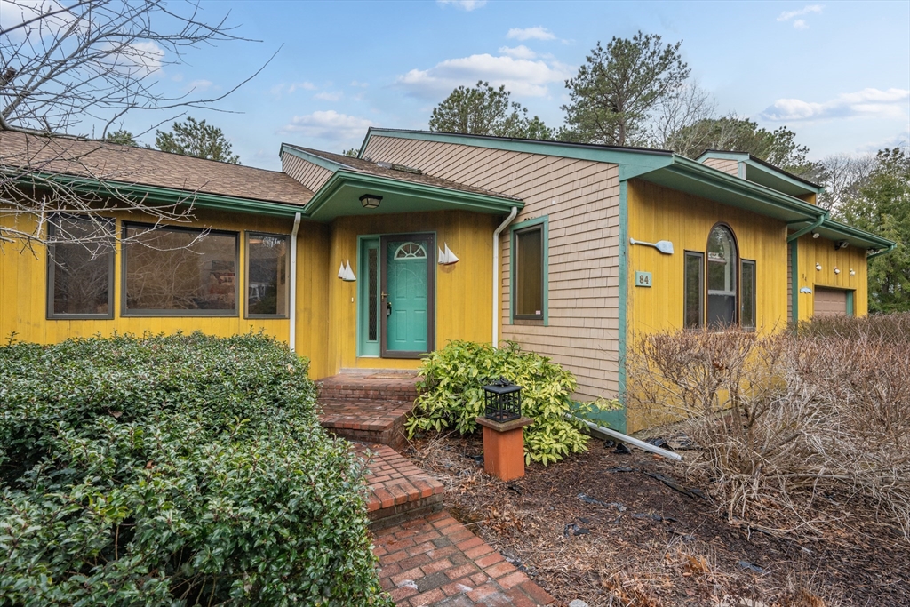 84 Overlook Circle